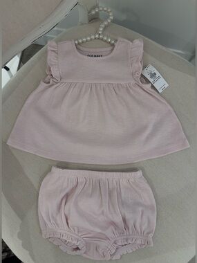 💗 6~12 Mth Blush Pink Old Navy Baby Ruffle Sleeve Two-Piece Set NWT